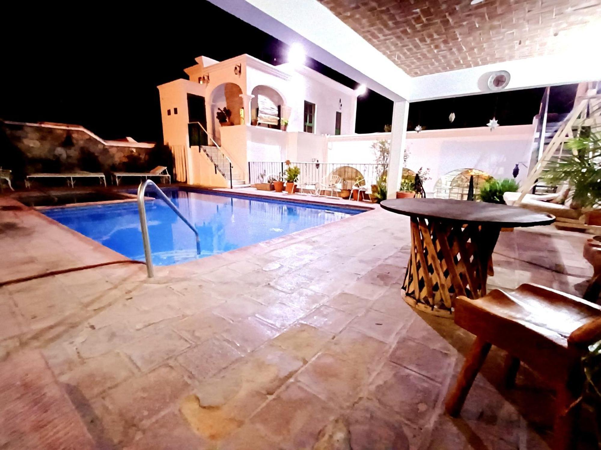 Casa Serena Vista Alamos Exterior photo